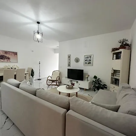 Terraces Seaview شقة ساراندا