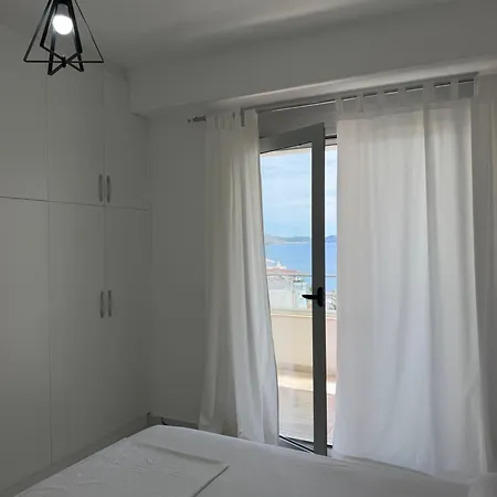 Terraces Seaview Apartmán