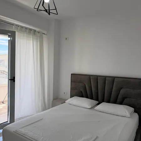 Terraces Seaview Apartmán Sarandë