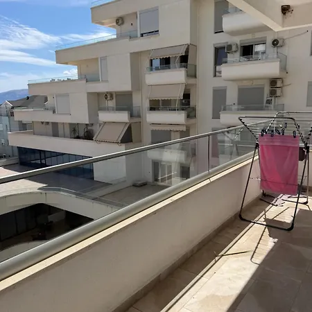 Terraces Seaview * Sarandë
